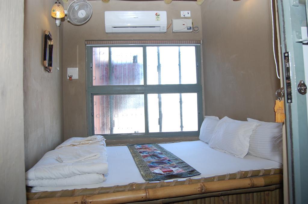 Shri Guest House Варанасі Номер фото