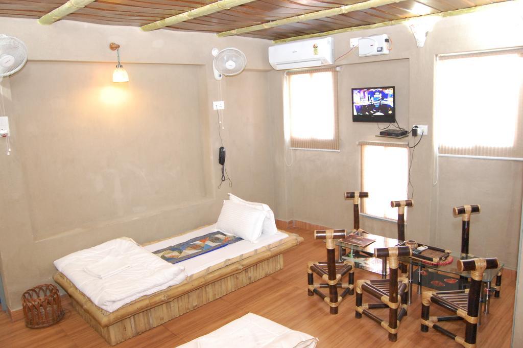 Shri Guest House Варанасі Номер фото