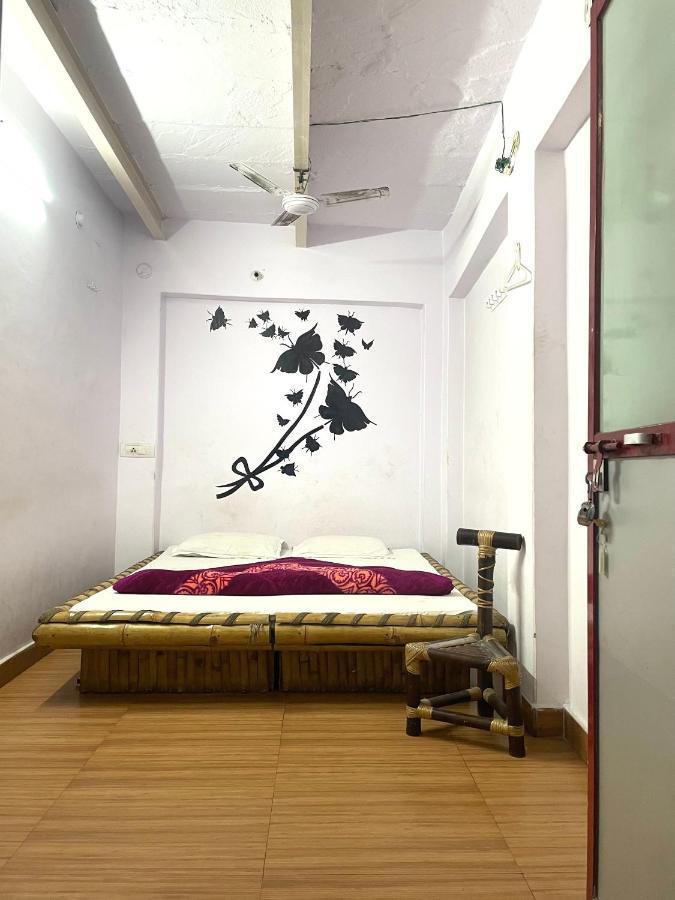 Shri Guest House Варанасі Екстер'єр фото