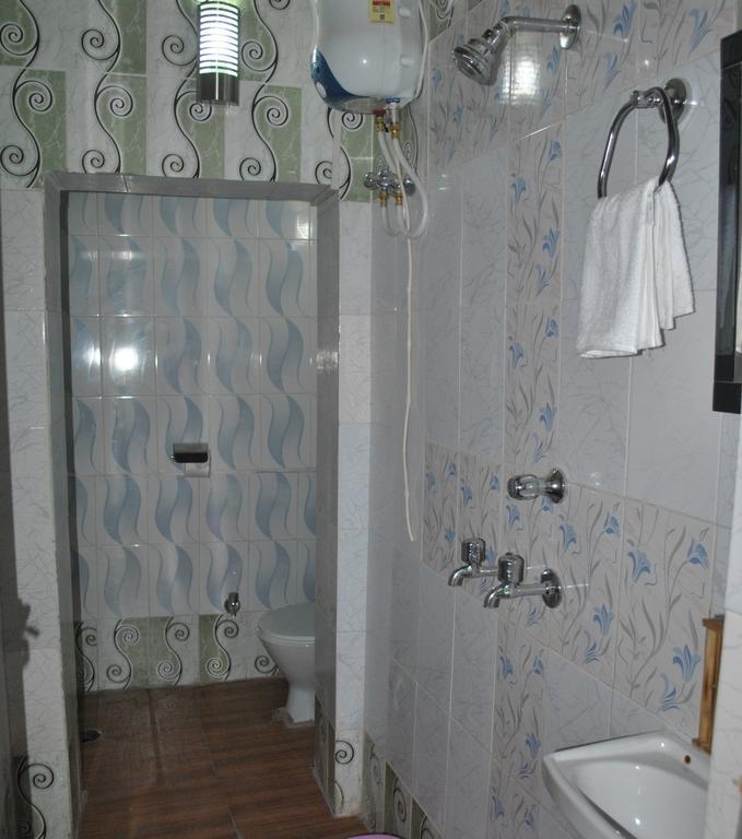 Shri Guest House Варанасі Екстер'єр фото