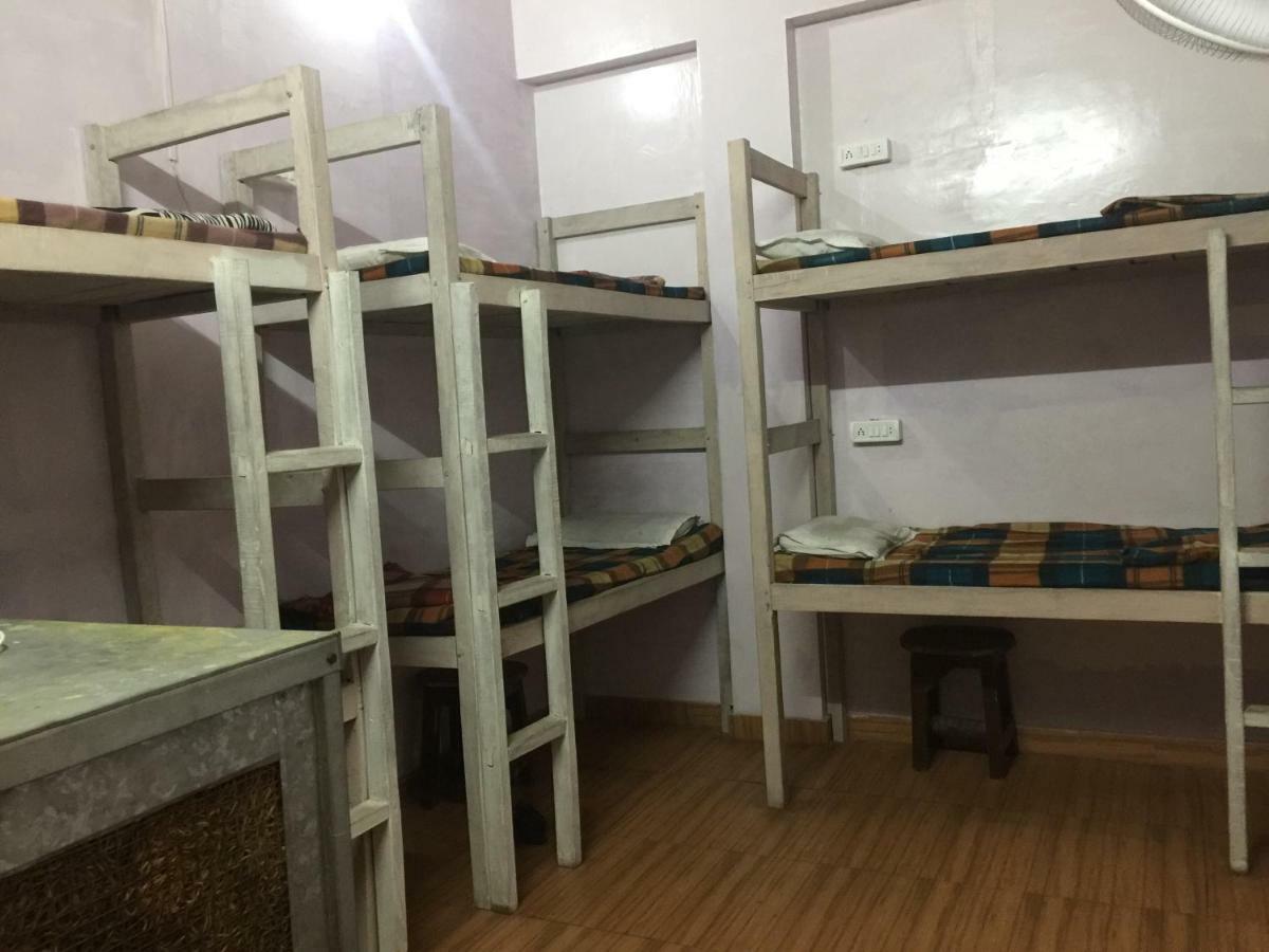 Shri Guest House Варанасі Екстер'єр фото